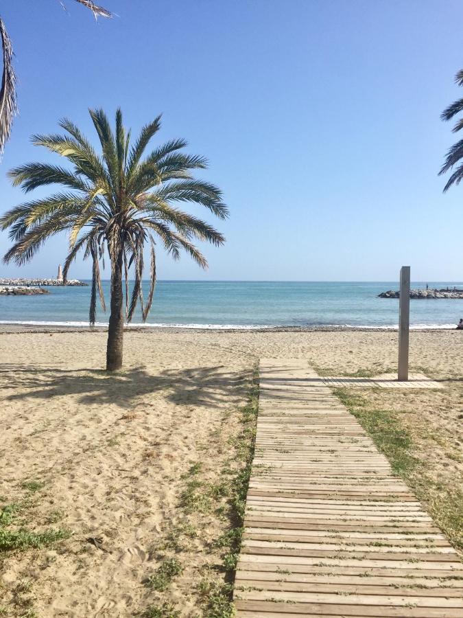Apartment Puerto Banus .,gray De'albion *